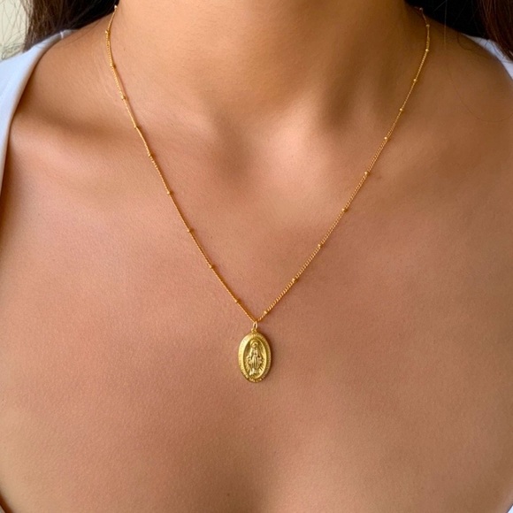 Jewelry - GP Virgin Mary Oval Necklace